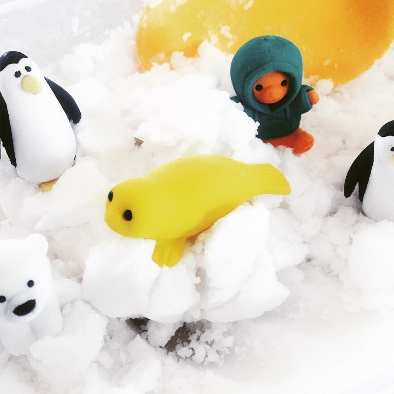 play snow with toys 