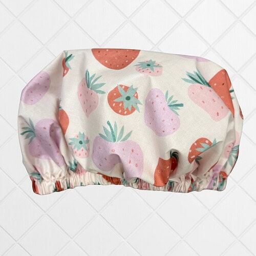 Shower Cap Strawberry Cream