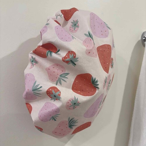 Shower Cap Strawberry Cream