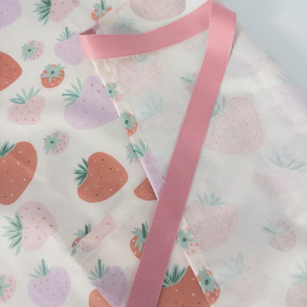 Apron waterproof coated cotton Strawberry Cream